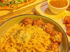 -Common Table · Brunch & Coffee