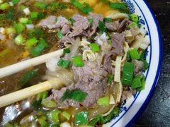 鲜烫牛肉汤-杌札子·把子肉(北园大街店)
