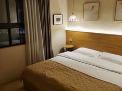 -闲隅江景艺术酒店(解放碑洪崖洞总店)