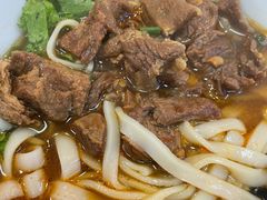 【招牌】香辣牛肉粉-捌玖粉面馆·猪油拌粉