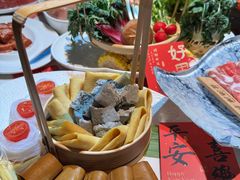 -小天鹅火锅·一线江景洪鼎旗舰店(洪崖洞店)