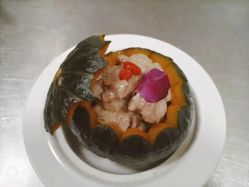 -臻康乃馨月子中心(集美店)