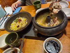 -云海肴·汽锅鸡·云南菜(天山百盛优客店)