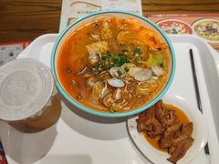 -何记花甲(海岸城旗舰店)
