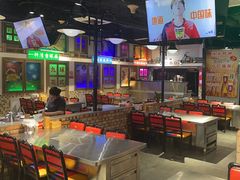 -马路牙子烧烤音乐酒馆(望京店)