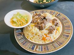 碎肉手抓饭-伊带伊路新疆美食府(呼家楼店)