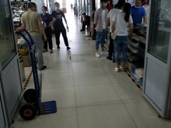 -岳各庄批发市场(西四环中路店)