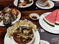 -四海一家自助餐(益田假日广场店)