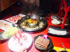 -谭鸭血老火锅(万象九宜城店)
