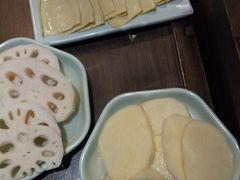 -红九格老火锅(三峡广场店)