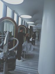 -SUNLON秀隆时尚烫染定制沙龙
