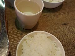 -愉肴麻辣香锅(中山路店)