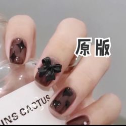 -吉吉靓甲美睫