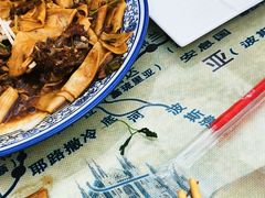 -壹阁胡羊焖饼(特色小吃街店)