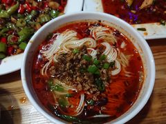 -自贡盐帮菜·玩辣餐厅(樱花园西街店)