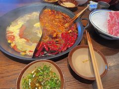 -萍姐火锅·公路夜市(武汉首店)