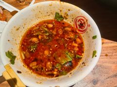 -万记麻辣烫国展总店