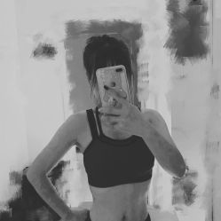 -亚太瑜伽普拉提学院