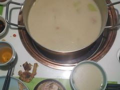 -洪氏嗨捞·猪肚鸡火锅(阳光天地店)