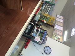 红丫麻辣烫-红丫骨汤麻辣烫(汽车站店)