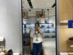 -BeLLE 百丽(上海月星环球港店)