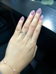 -威德钻石-克拉钻大本营(南京东路店)