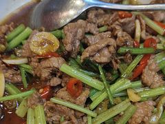 -渝是乎酸菜鱼·川渝小炒(新世界百货望京店)
