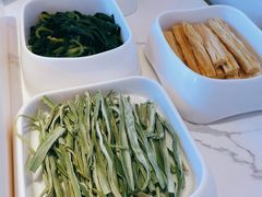 贡菜-串一火锅(赛格国际购物中心店)