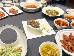 -艳阳天民俗村(公园路店)