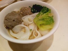 潮汕牛丸米粉-龙记香港茶餐厅(久光百货店)