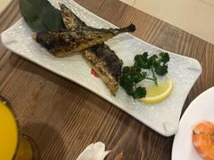 烤秋刀鱼-红叶日料·放题·海胆·定食(星海店)