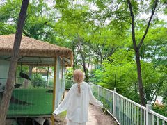 -王府井奥莱棋盘山小镇