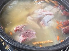 -花苑美食横琴生蚝火锅(拱北粤华路店)