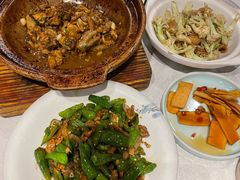 -鄱阳湖·江西小炒·瓦罐煨汤(五道口店)