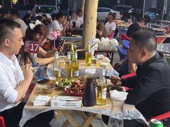 -老街烧烤大排档·地道湖北菜·龙虾馆(汉口火车站店)