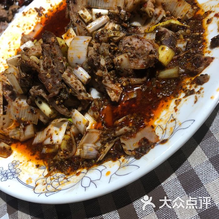 长发川味麻辣鸭