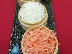 -红栌温泉山庄生态美食餐厅