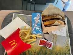 -麦当劳(东方时代广场分店)