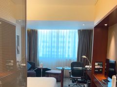 -上海浦东假日酒店