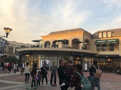 -王府井奥莱临潼小镇(临潼店)