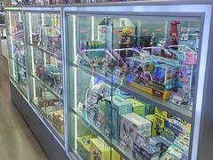 -沃尔玛(前山店)