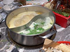 -禄婶鸡煲·打边炉