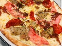 意式四肉荟萃披萨-玛尚诺意式餐厅(官舍店)