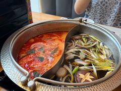 双拼锅底-牛匠和牛寿喜锅(西安总店)