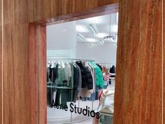 -Acne Studios(芮欧百货店)