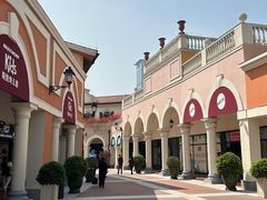 -佛罗伦萨小镇广佛名品奥特莱斯(疏港路店)