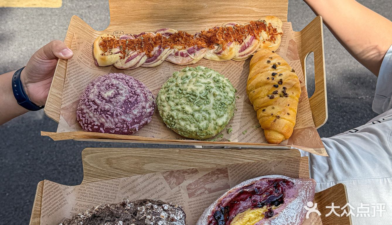 面包控赶紧集合啦‼️已经反复回购了…