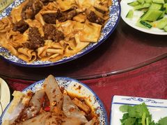 -壹阁胡羊焖饼(特色小吃街店)