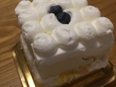 -云朵上的鱼(莘庄店)