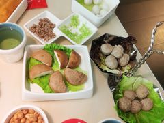 -左庭右院鲜牛肉火锅(浦江欢乐颂店)